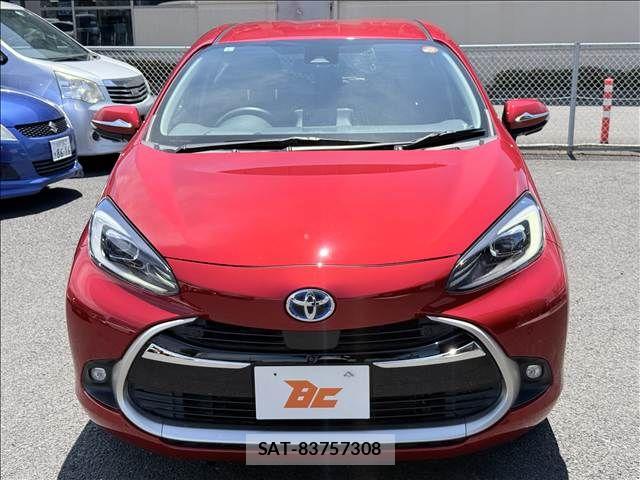 Toyota AQUA 2021-08 7960474-20