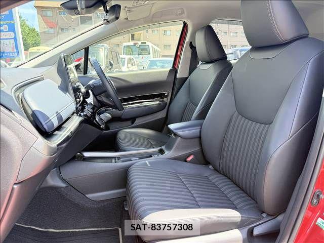 Toyota AQUA 2021-08 7960474-24