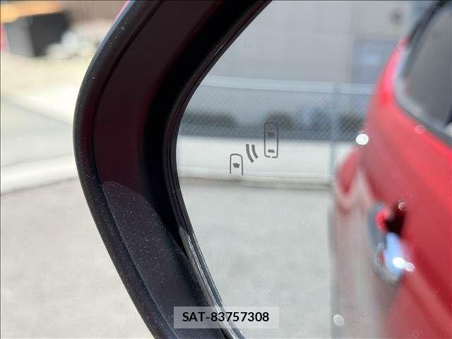 Toyota AQUA 2021-08 7960474-28