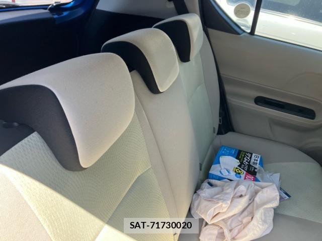 Toyota AQUA 2012-12 7960502-9