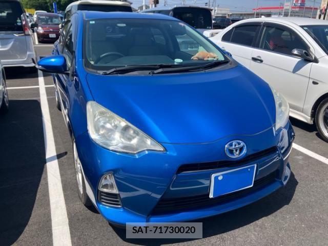 Toyota AQUA 2012-12 7960502-1