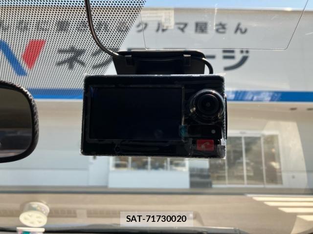 Toyota AQUA 2012-12 7960502-19