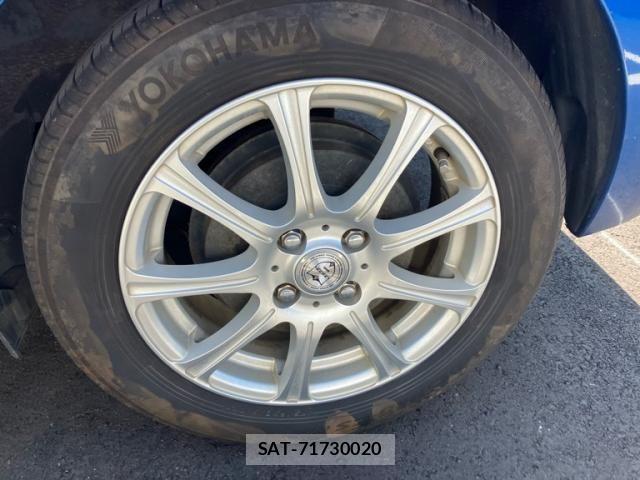 Toyota AQUA 2012-12 7960502-7