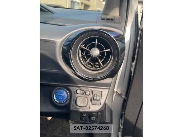 Toyota AQUA 2017-12 7960490-15