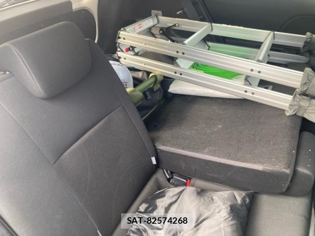 Toyota AQUA 2017-12 7960490-23