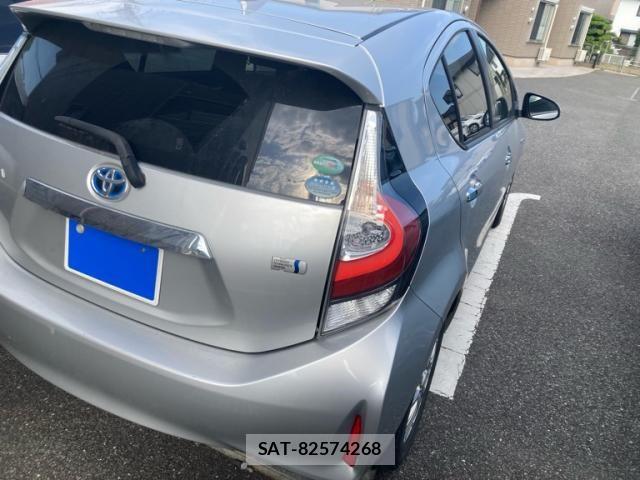 Toyota AQUA 2017-12 7960490-5
