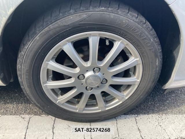 Toyota AQUA 2017-12 7960490-7