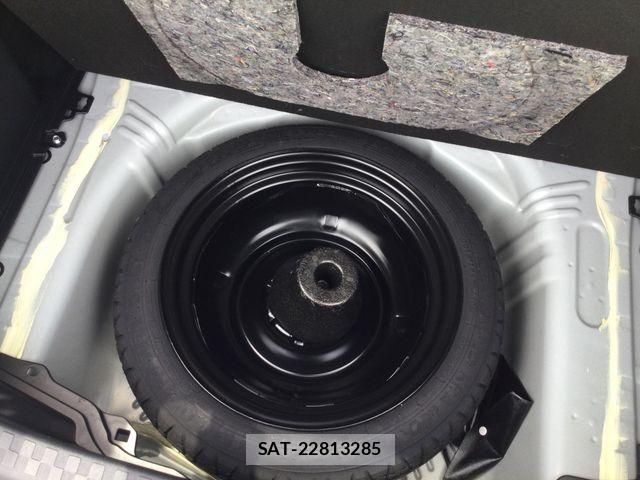 Toyota AQUA 2019-03 7960472-19
