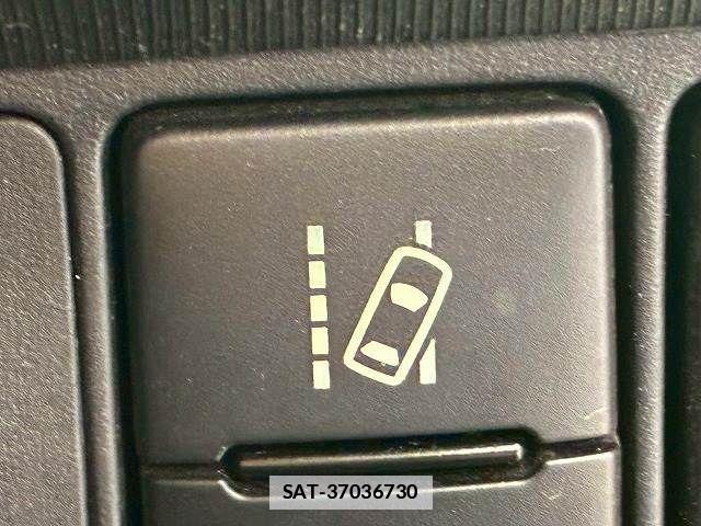 Toyota AQUA 2017-10 7960473-7