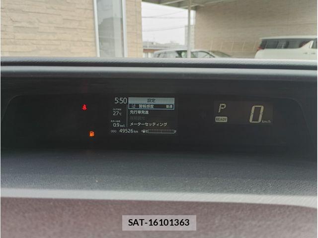 Toyota AQUA 2017-12 7960481-9