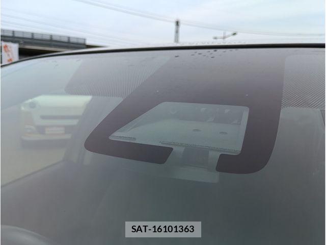 Toyota AQUA 2017-12 7960481-19