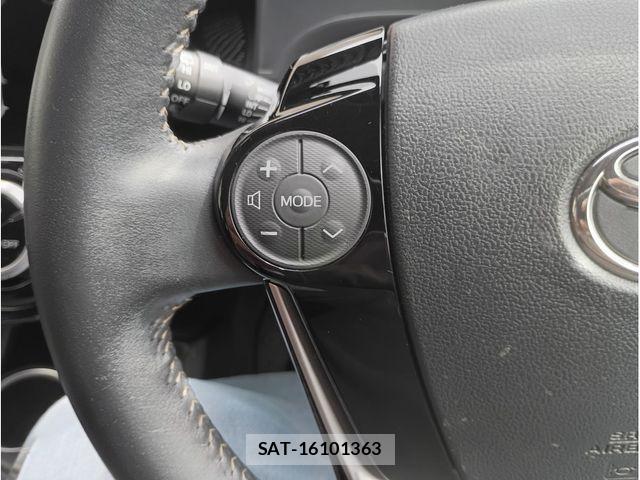 Toyota AQUA 2017-12 7960481-5