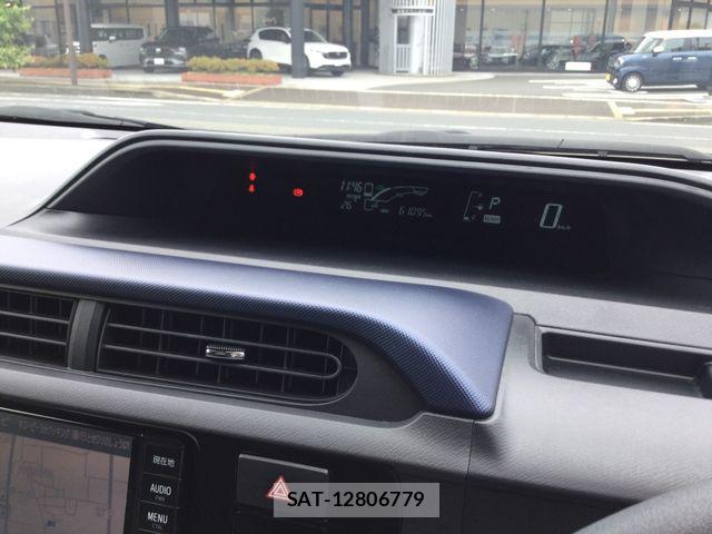 Toyota AQUA 2017-06 7960480-7