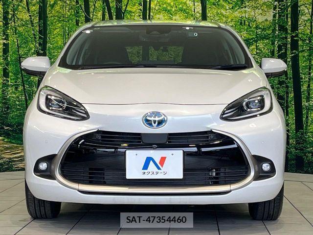 Toyota AQUA 2024-08 7960465-13