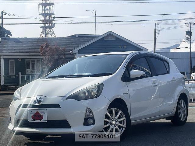 Toyota AQUA 2012-03 7960494-0