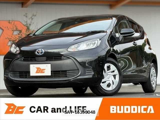 Toyota AQUA 2021-11 7960479-0