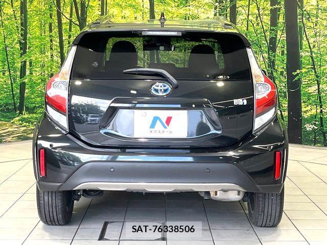 Toyota AQUA 2019-03 7960476-14