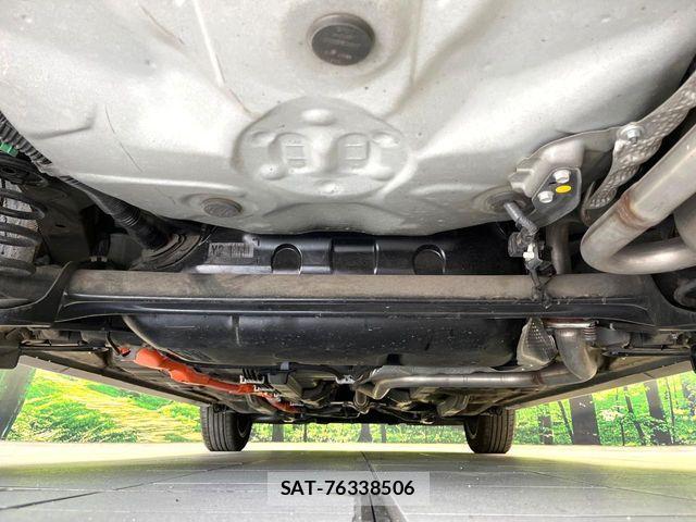 Toyota AQUA 2019-03 7960476-18