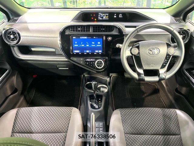 Toyota AQUA 2019-03 7960476-1
