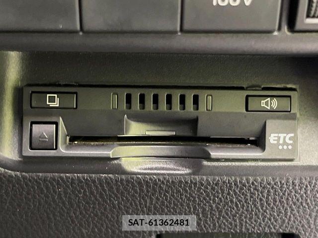 Toyota AQUA 2021-07 7978466-6