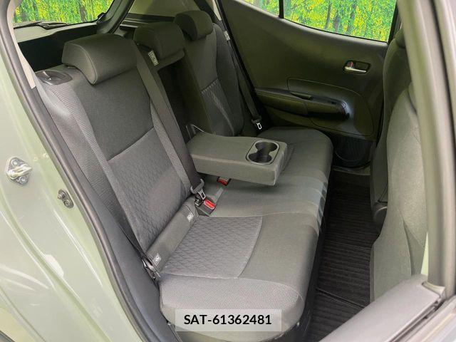 Toyota AQUA 2021-07 7978466-8
