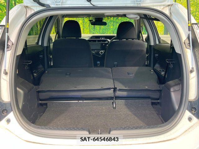 Toyota AQUA 2021-06 7978473-9