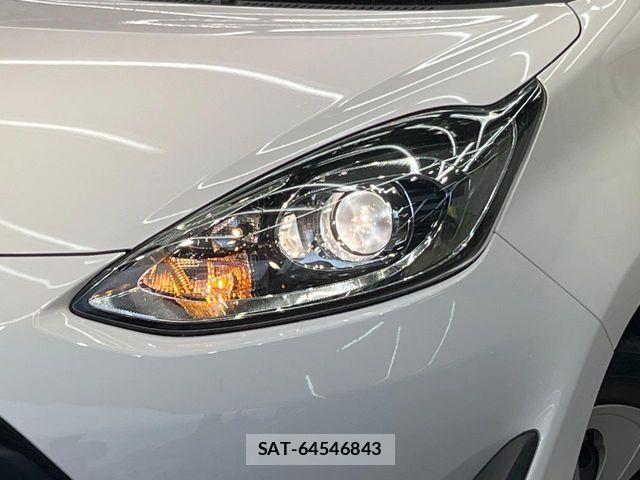 Toyota AQUA 2021-06 7978473-11