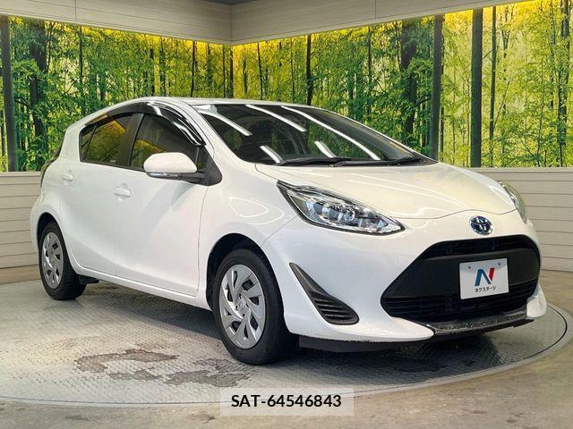 Toyota AQUA 2021-06 7978473-15