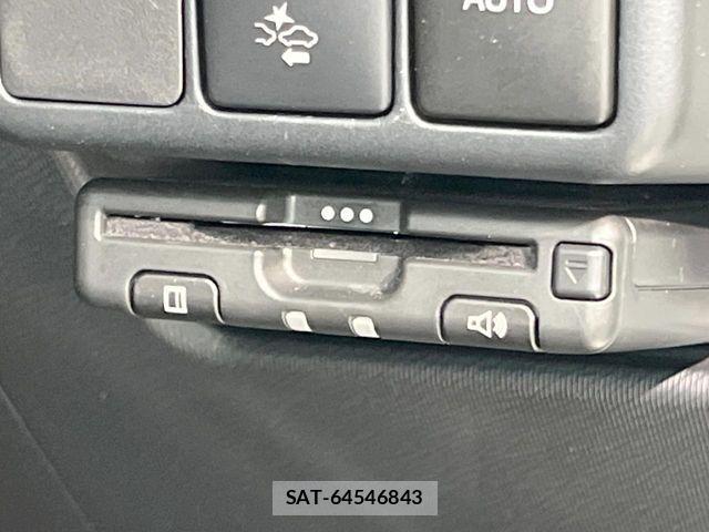 Toyota AQUA 2021-06 7978473-4
