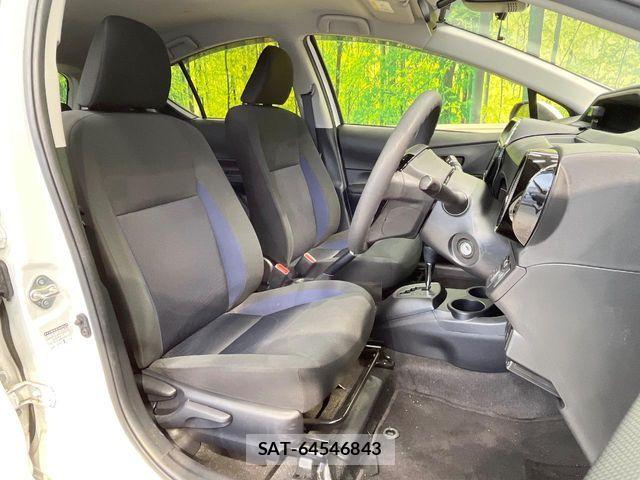 Toyota AQUA 2021-06 7978473-7