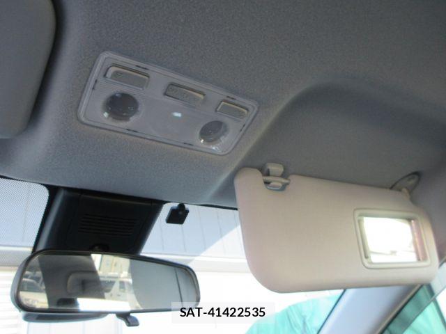 Toyota AQUA 2019-03 7978475-14