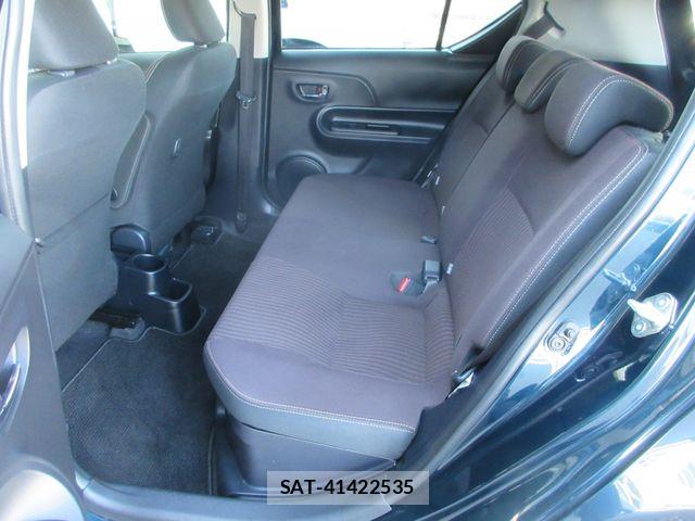 Toyota AQUA 2019-03 7978475-15