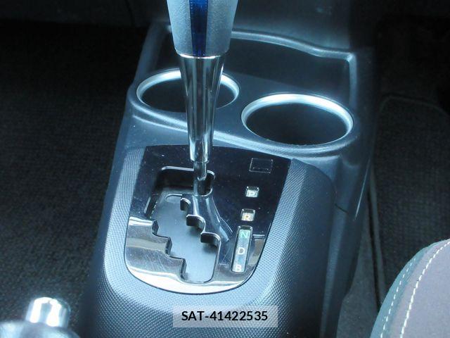 Toyota AQUA 2019-03 7978475-27