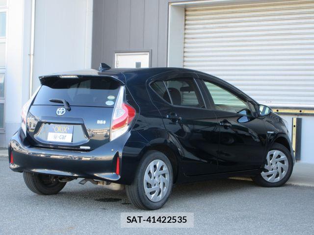 Toyota AQUA 2019-03 7978475-2