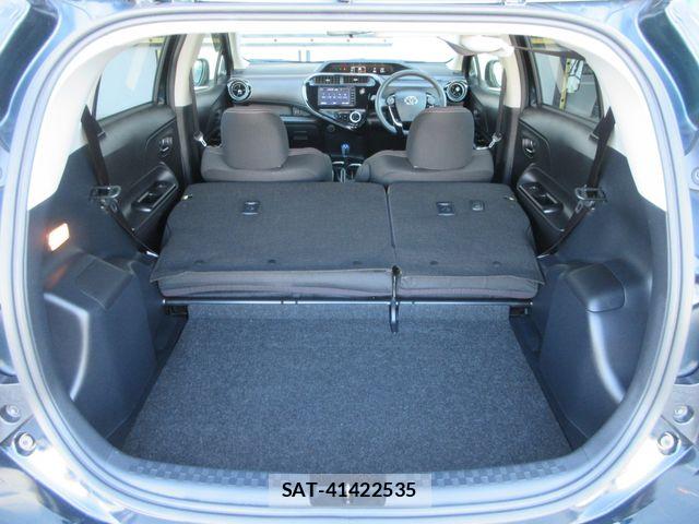 Toyota AQUA 2019-03 7978475-29