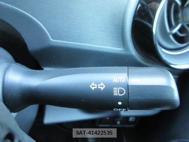 Toyota AQUA 2019-03 7978475-5