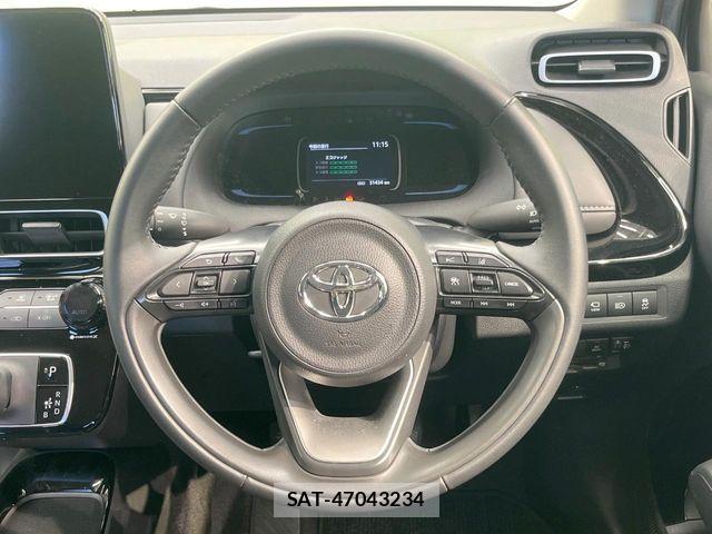 Toyota AQUA 2023-02 7978463-10