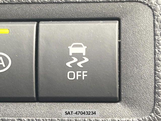 Toyota AQUA 2023-02 7978463-4