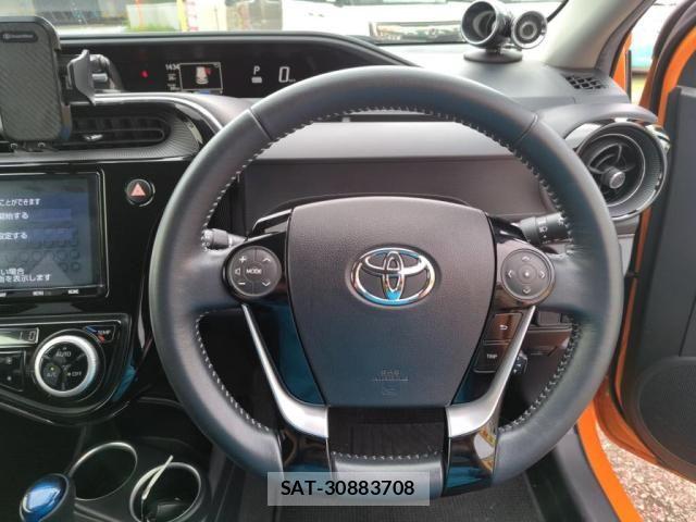 Toyota AQUA 2019-03 7978469-13