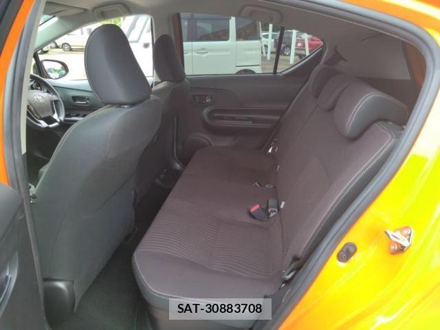 Toyota AQUA 2019-03 7978469-22