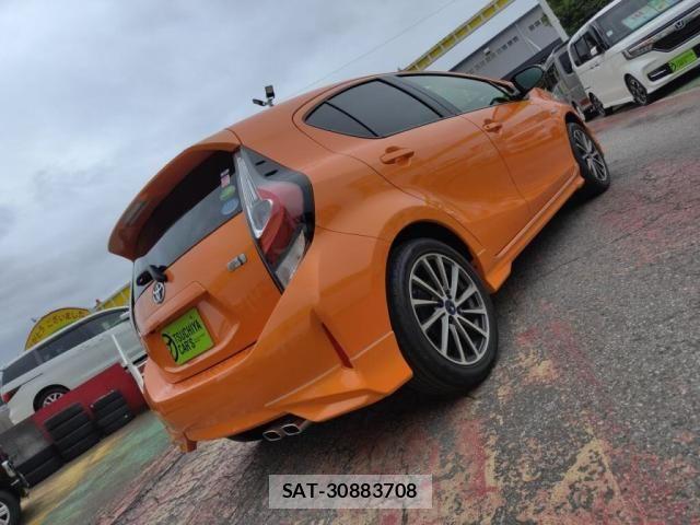 Toyota AQUA 2019-03 7978469-25