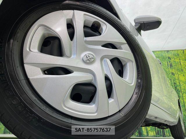 Toyota AQUA 2023-11 7978462-12