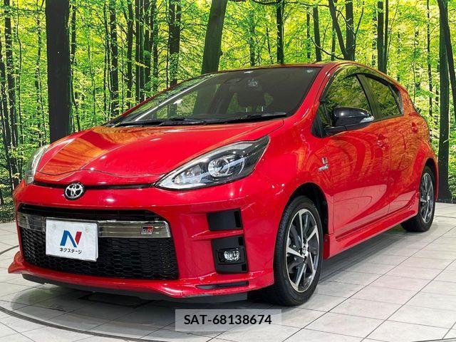 Toyota AQUA 2019-06 7978468-12