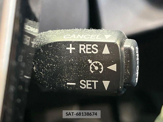 Toyota AQUA 2019-06 7978468-5