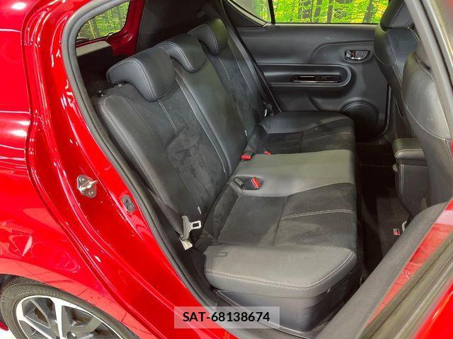 Toyota AQUA 2019-06 7978468-7