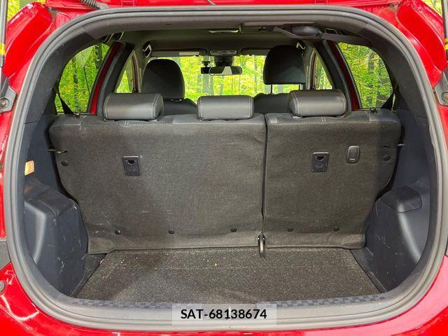 Toyota AQUA 2019-06 7978468-8