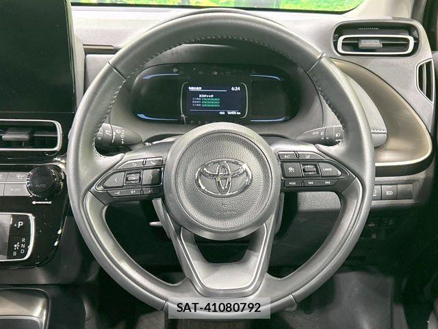 Toyota AQUA 2024-08 7978460-10