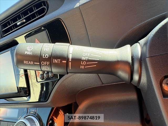 Toyota AQUA 2016-07 7978490-23
