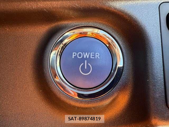 Toyota AQUA 2016-07 7978490-25