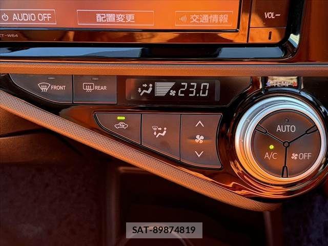 Toyota AQUA 2016-07 7978490-27